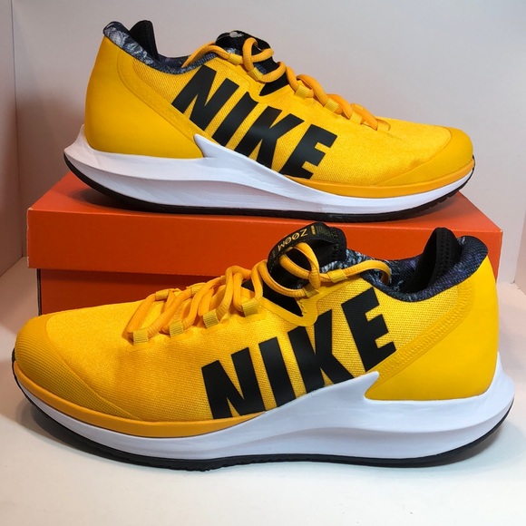 size 10 men's tennis shoes